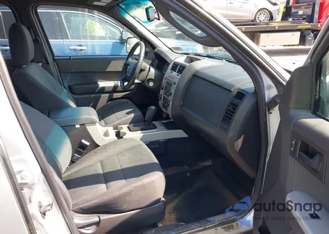 2011 Ford Escape Xlt from USA, damaged, VIN 1FMCU9D76BKA90433